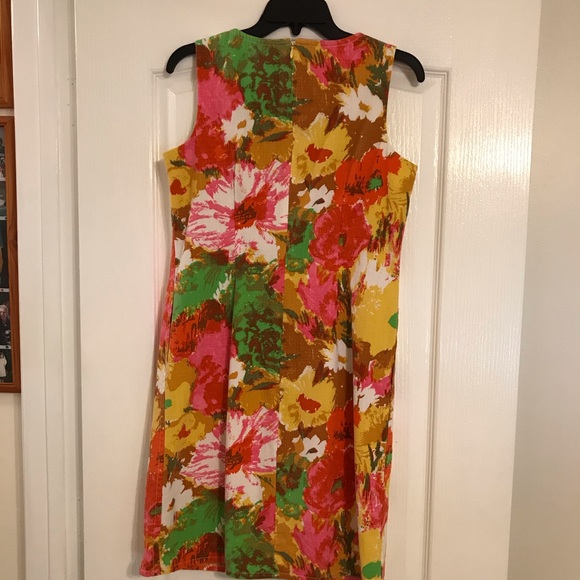 Talbots Sleeveless Dress. Vibrant, Colorful Floral Print, Women’s Size 8P - Picture 2 of 15